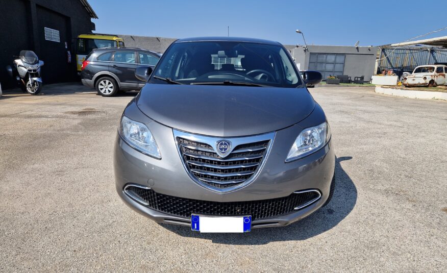 Lancia Ypsilon 1.3 mjt 16v 95cv s&s Gold