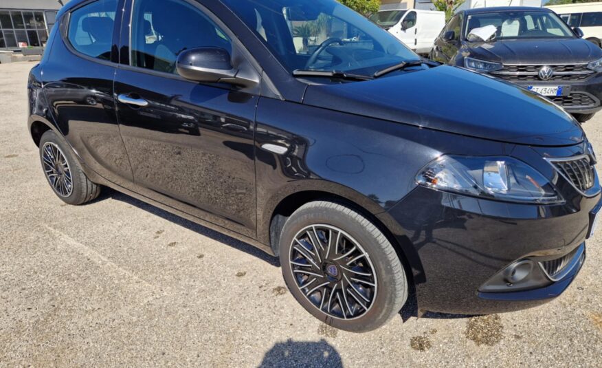 LANCIA YPSILON 1.0 FireFly 70 CV Start&Stop Hybrid GOLD
