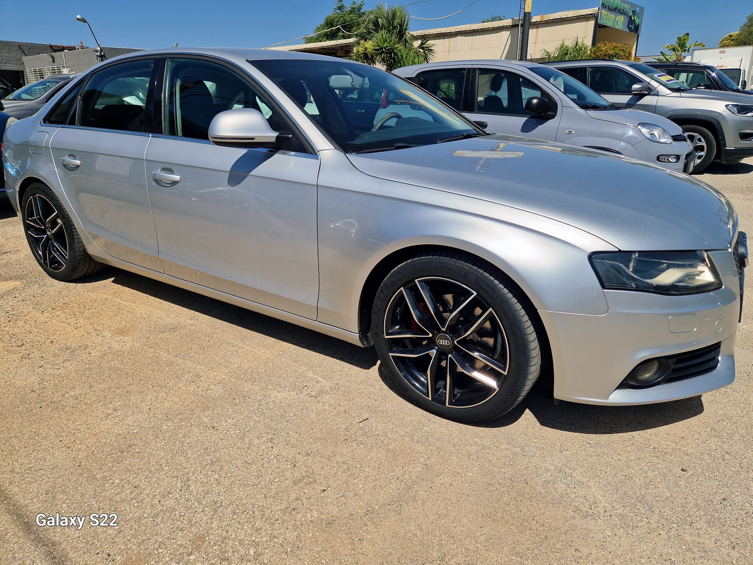 A4 Avant 2.0 tdi S-LINE