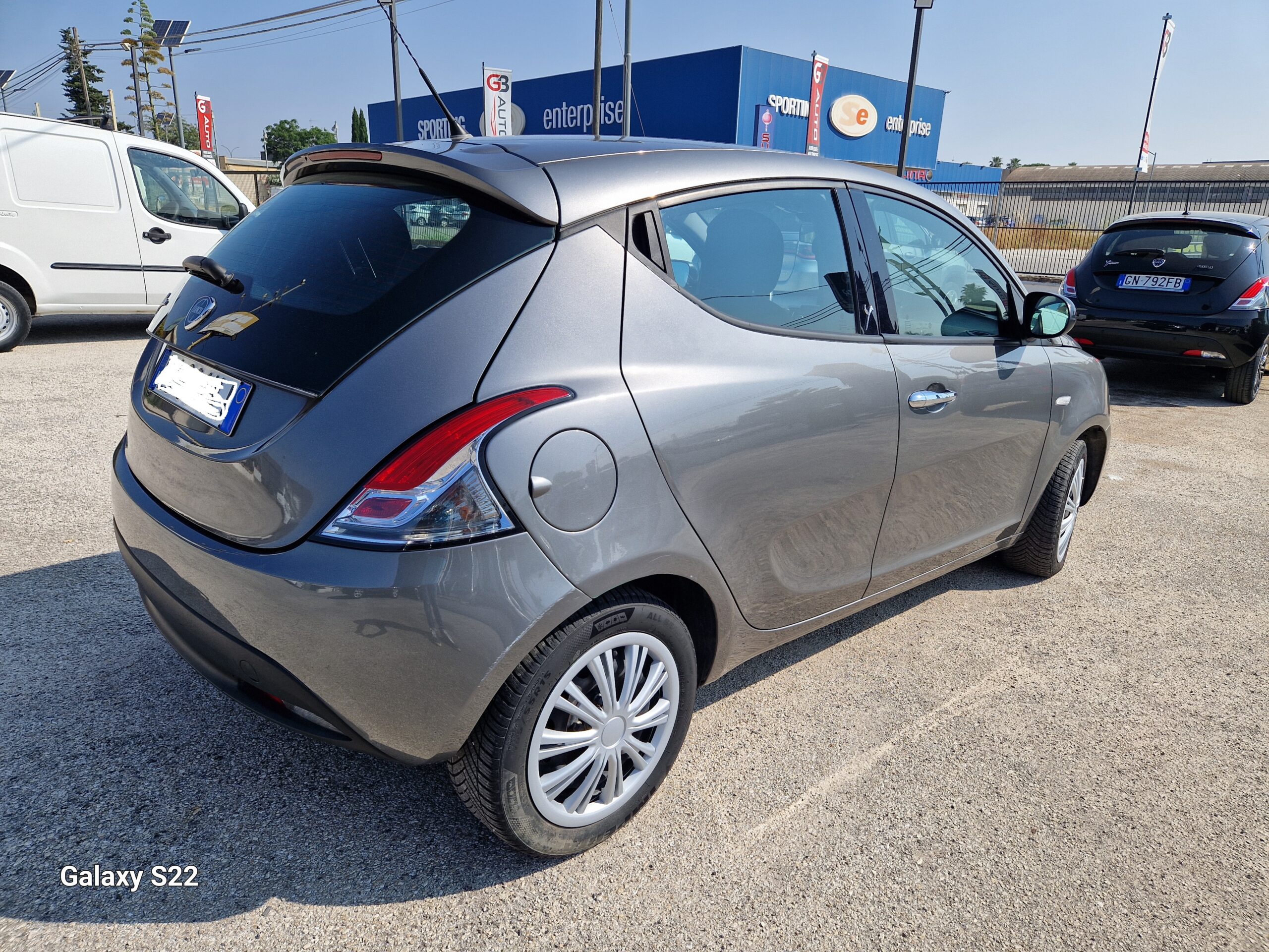 Lancia Ypsilon 1.3 mjt 16v 95cv s&s Gold