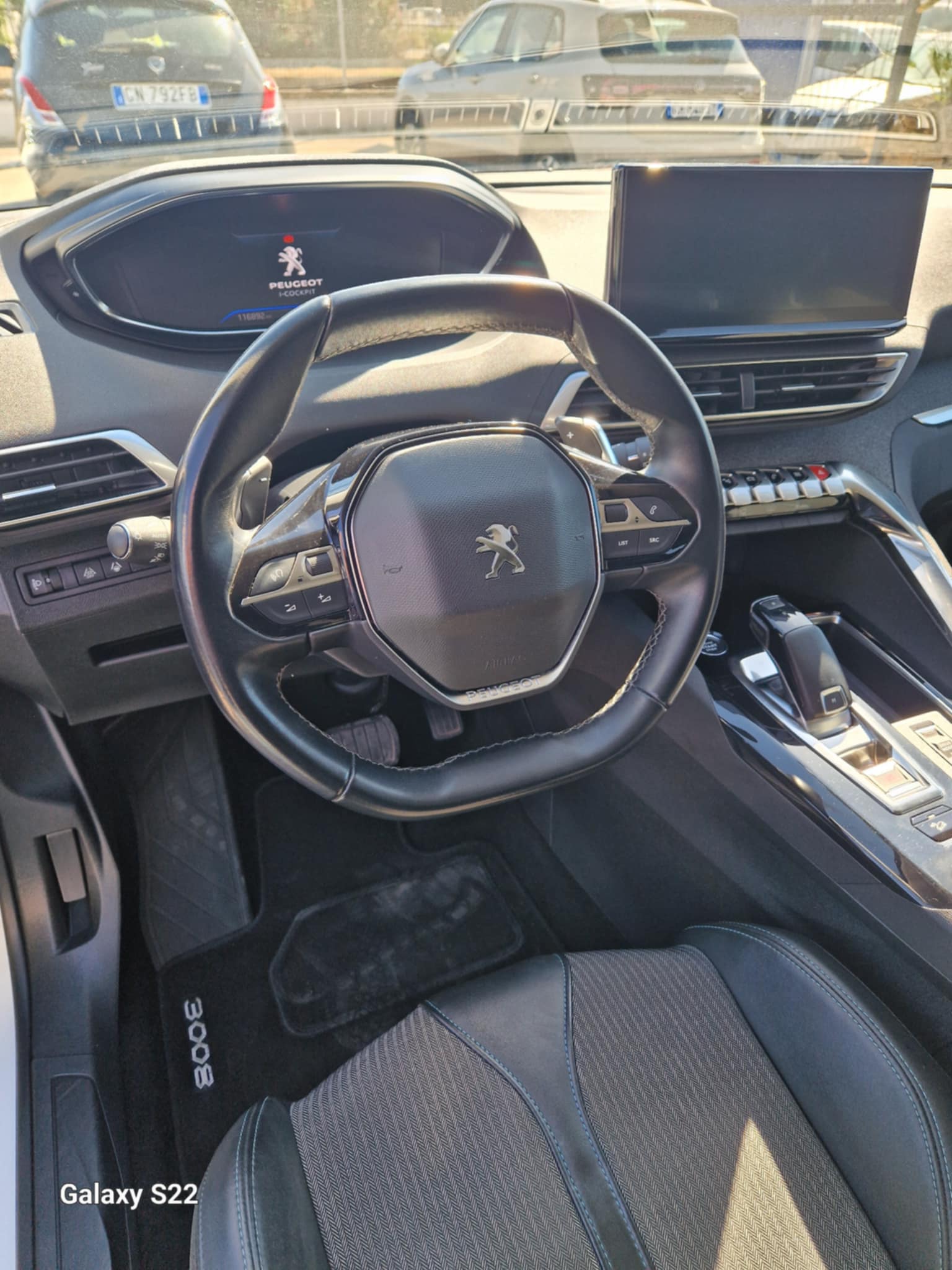 PEUGEOT 3008 BlueHDI 130 EAT8 S&S Allure Pack