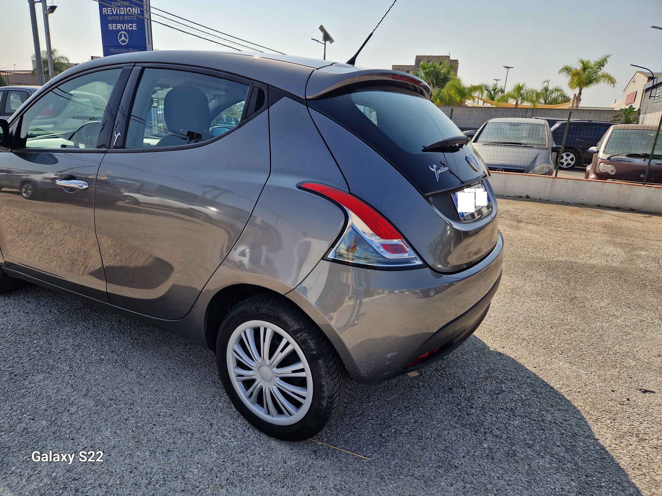 Lancia Ypsilon 1.3 mjt 16v 95cv s&s Gold