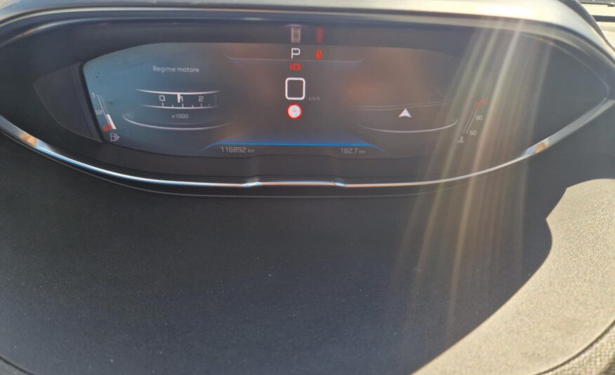 PEUGEOT 3008 BlueHDI 130 EAT8 S&S Allure Pack