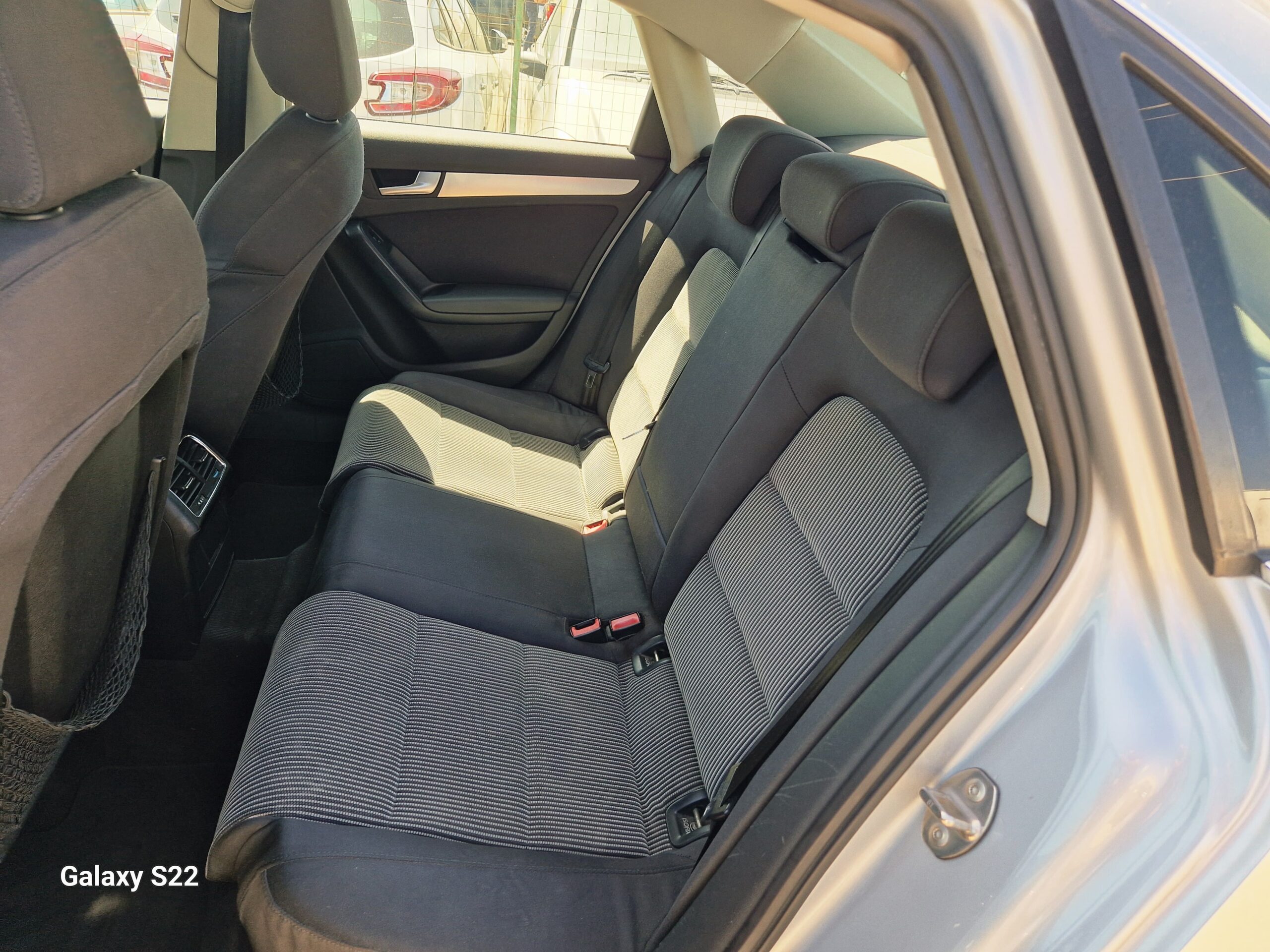 A4 Avant 2.0 tdi S-LINE