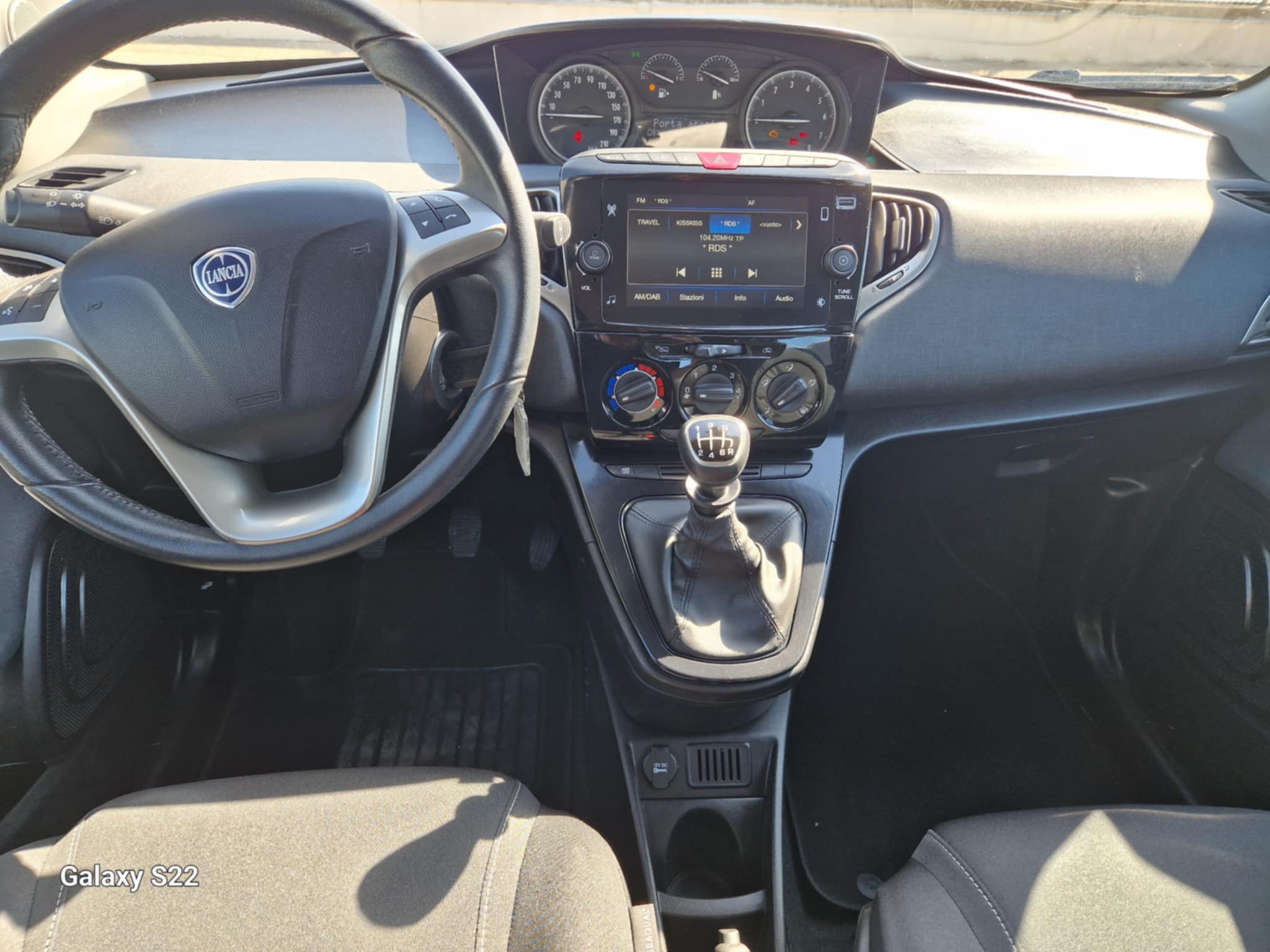 LANCIA YPSILON 1.0 FireFly 70 CV Start&Stop Hybrid GOLD