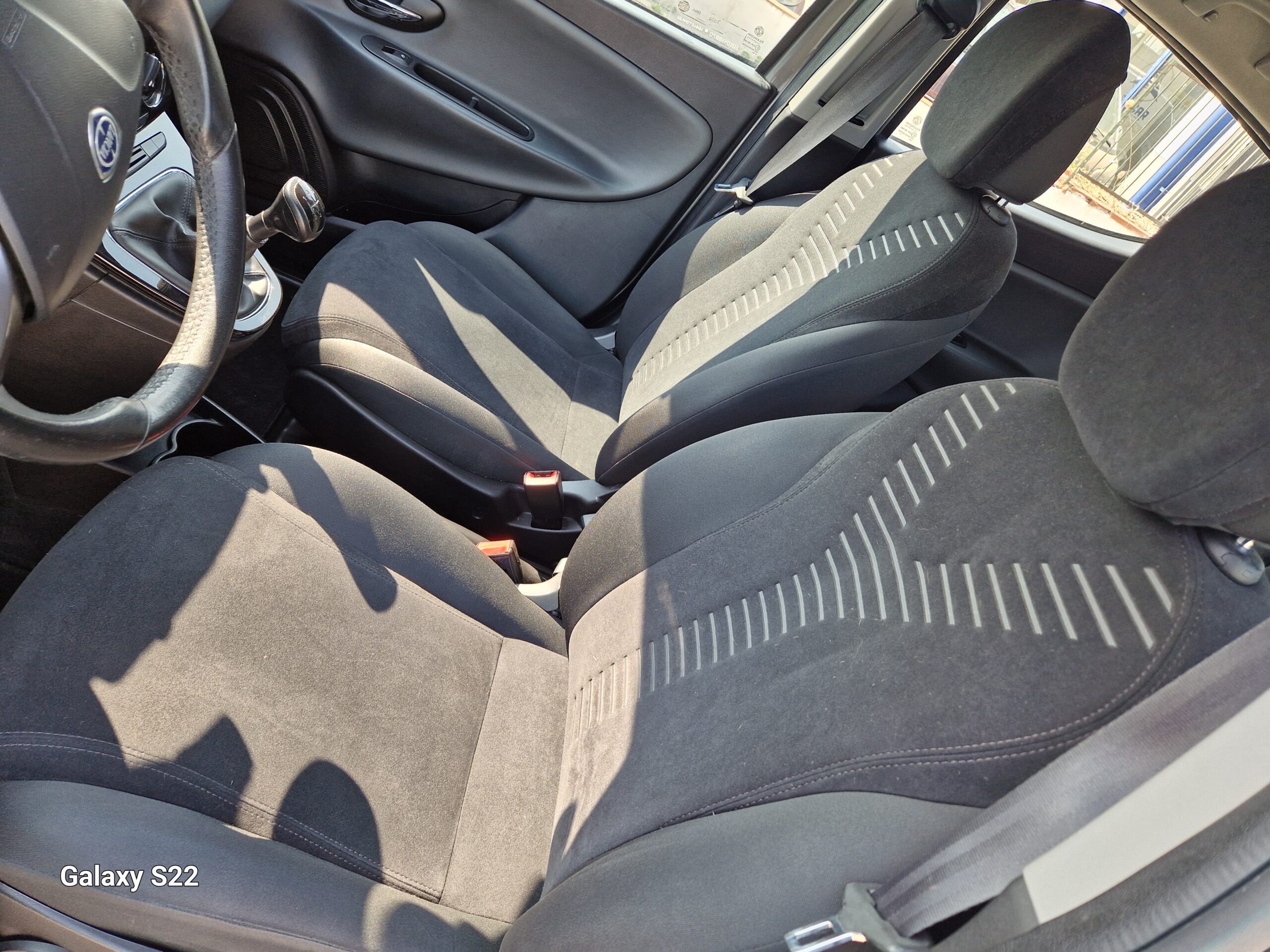 Lancia Ypsilon 1.3 mjt 16v 95cv s&s Gold