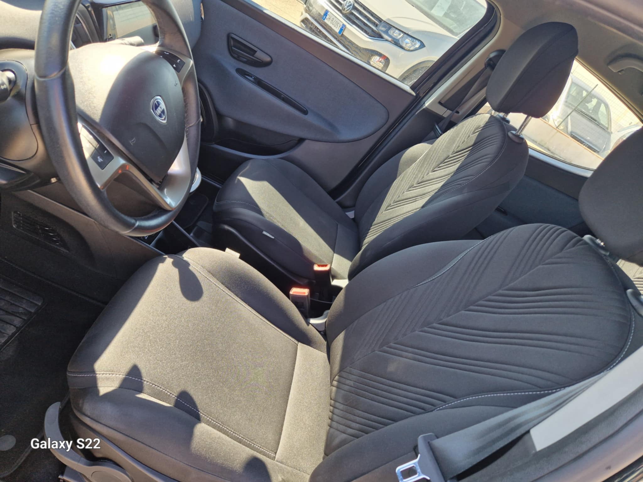 LANCIA YPSILON 1.0 FireFly 70 CV Start&Stop Hybrid GOLD