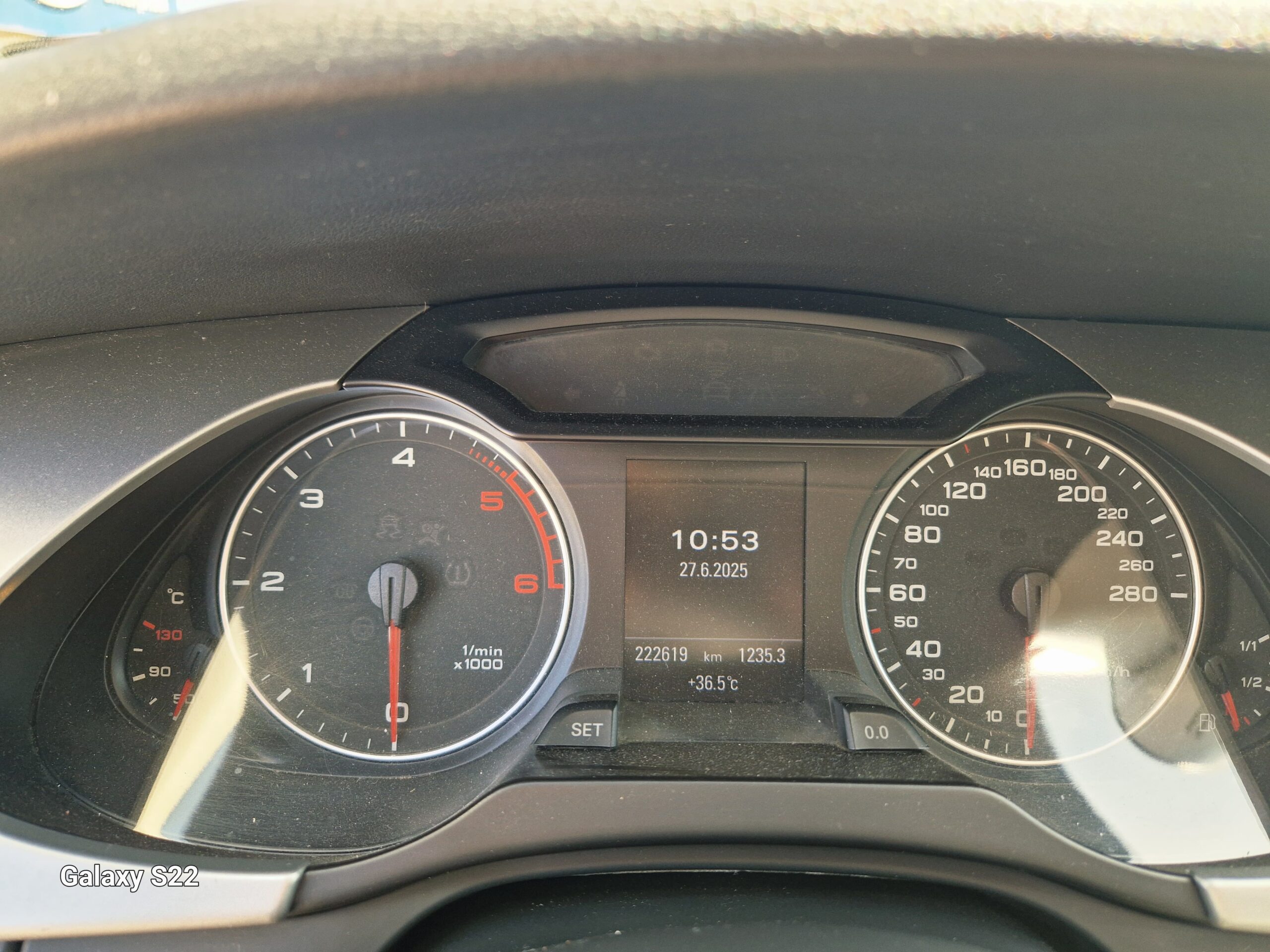 A4 Avant 2.0 tdi S-LINE