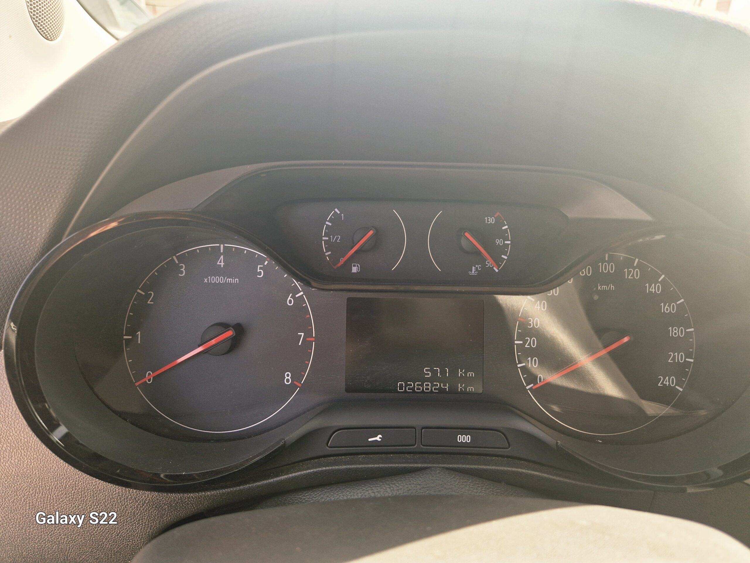 CROSSLAND 1.2 83cv BLITIZ Edition MT5