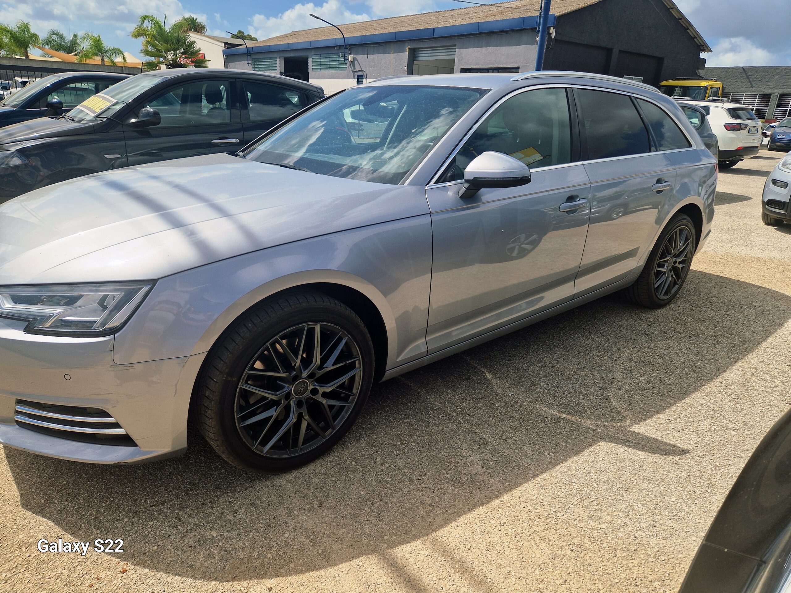 AUDI A4 AVANT 35 TDI S TRONIC