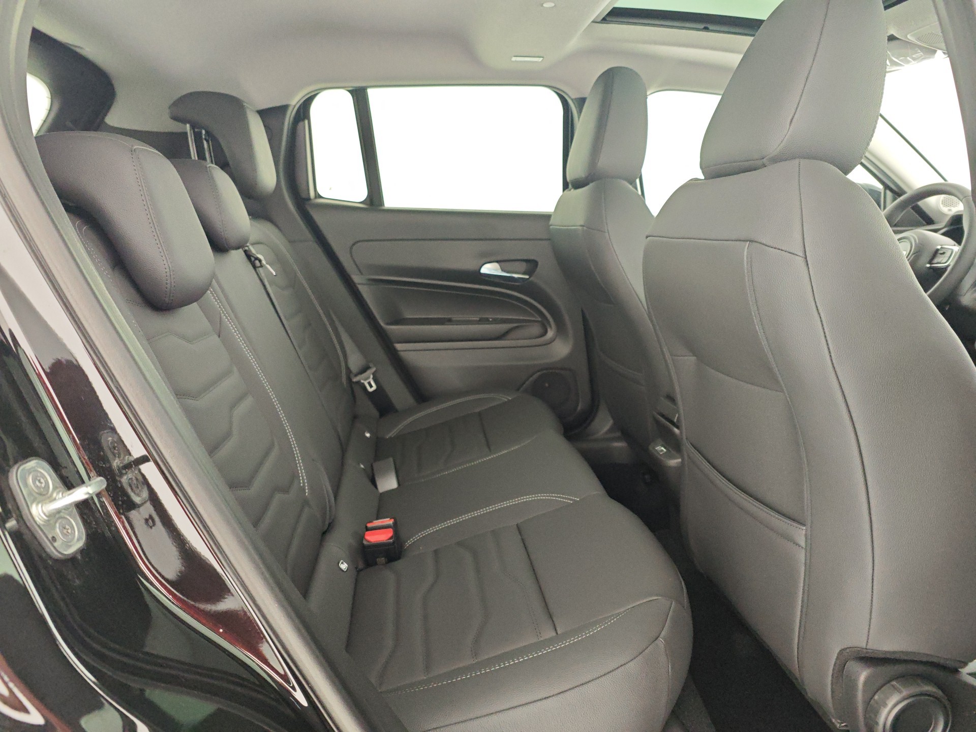 JEEP – Avenger 1.2 Turbo MHEV Summit